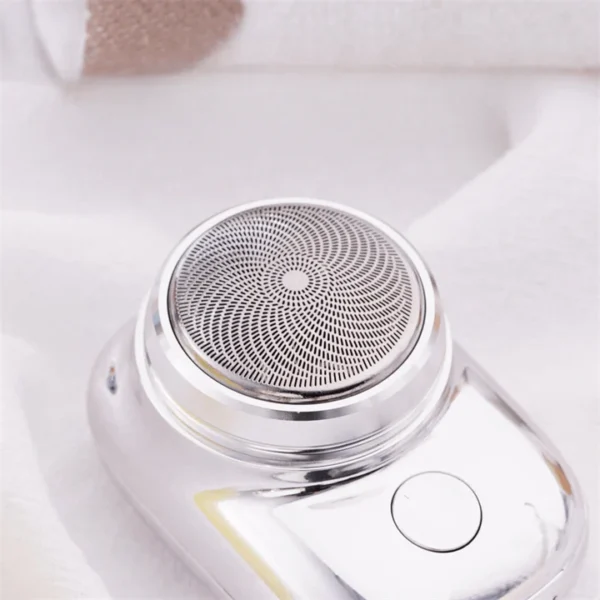 BlitzPro™ Mini Portable Electric Shaver - Image 5